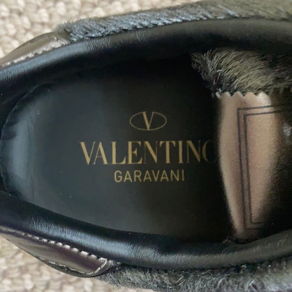 $895 Valentino Garavani Rockstud Sneaker 37.5 New - Picture 7 of 9